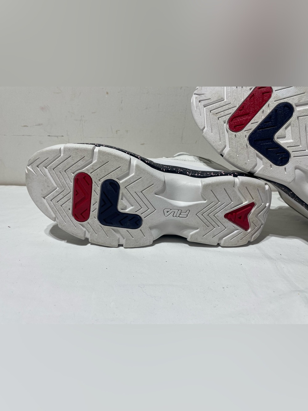 Fila Grant Hill 2 Hall of Fame Shoes Mens 10 White Gold Navy 1BM00581-125 - Picture 12 of 13